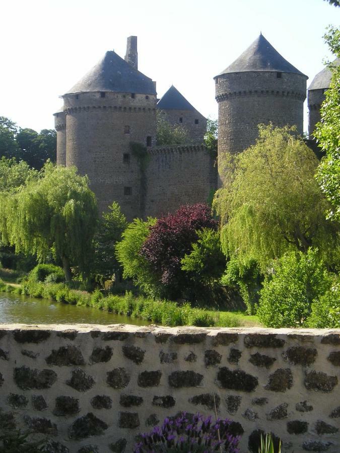 Chambres D'Hotes La Belle Taille Lassay-les-Chateaux エクステリア 写真